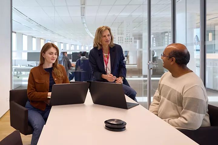 Colleague monitoring